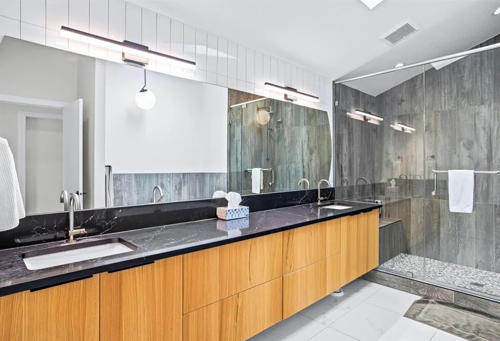 826 7th Street, #1