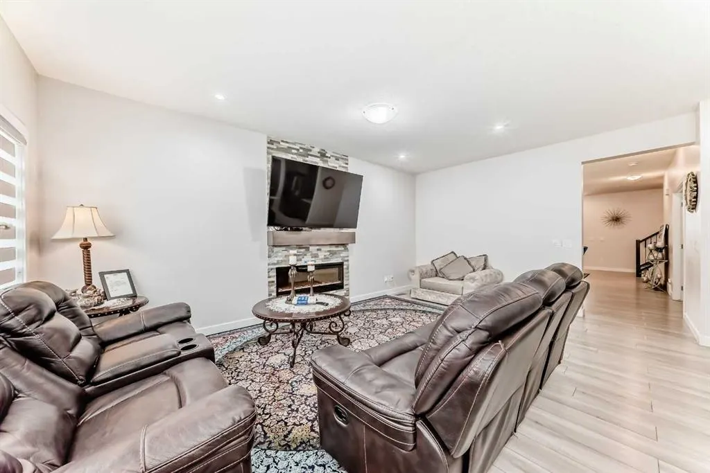 67 Saddlestone Heath NE