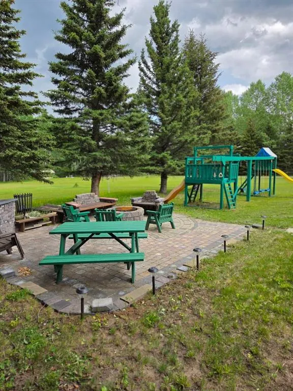 24 Mountain View Park