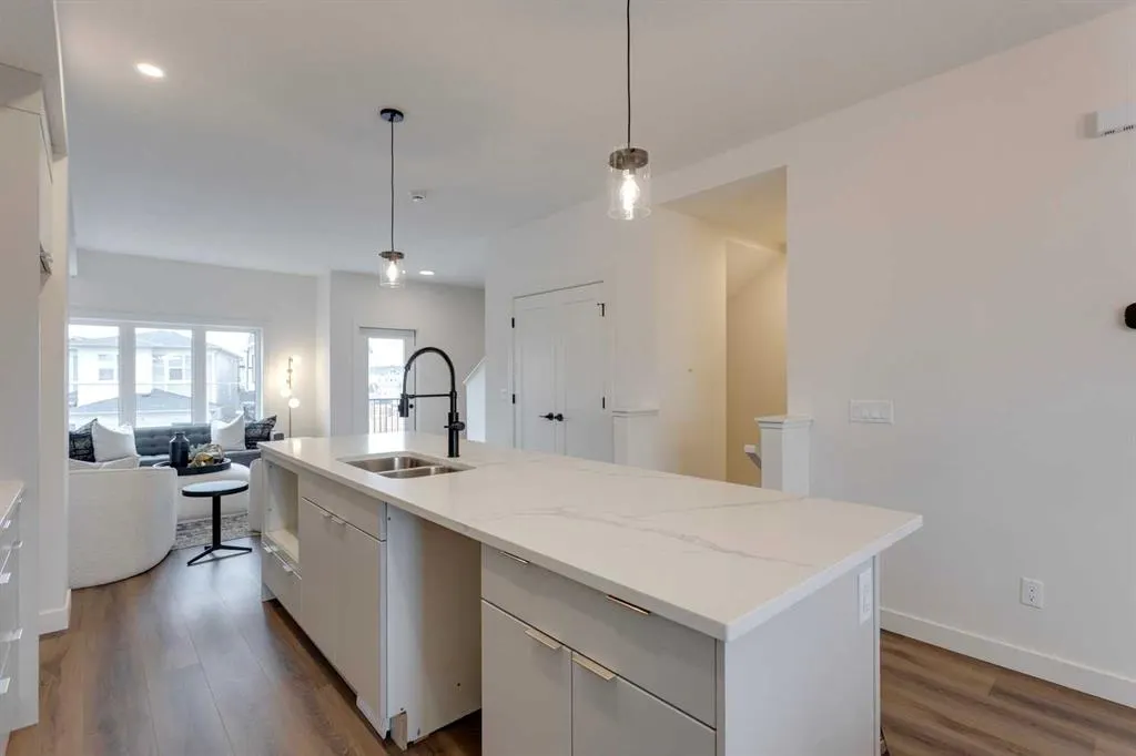 22 Belvedere Terrace SE