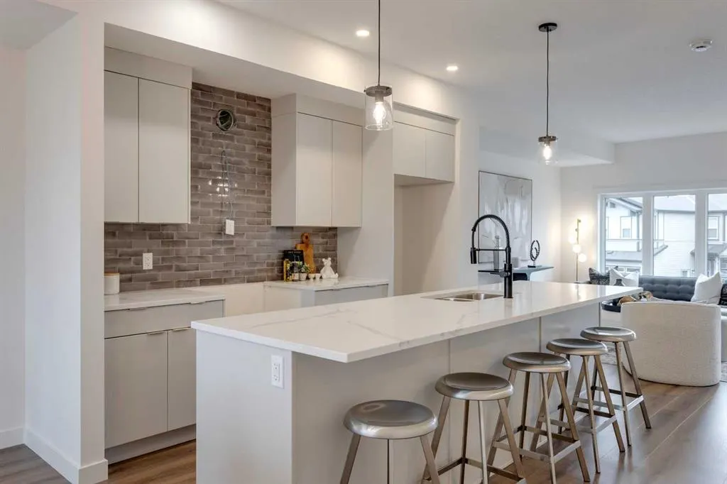 22 Belvedere Terrace SE