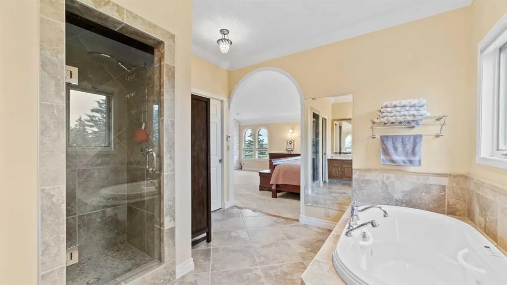80054 226 Avenue W, #100
