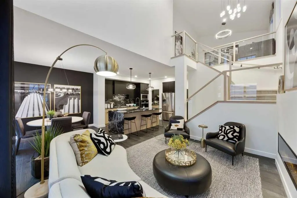 350 Hotchkiss Manor SE