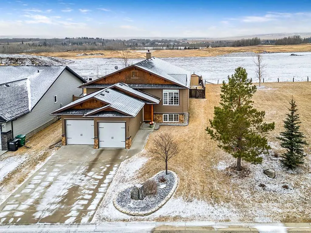 347 McLeod Crescent SW