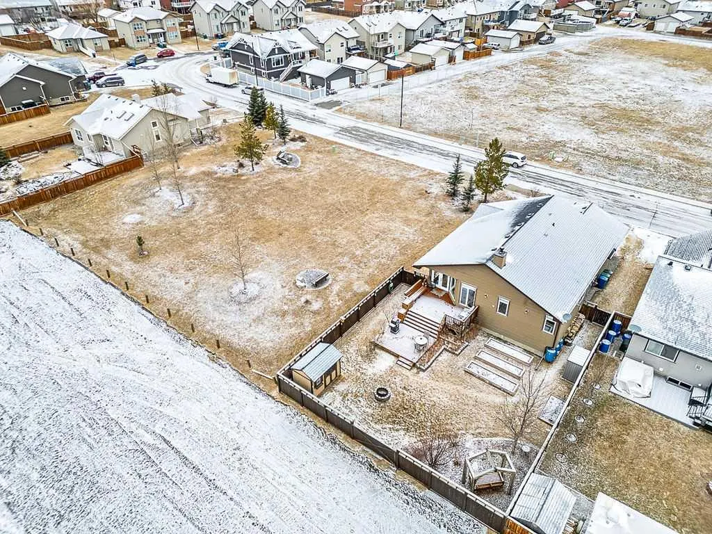 347 McLeod Crescent SW