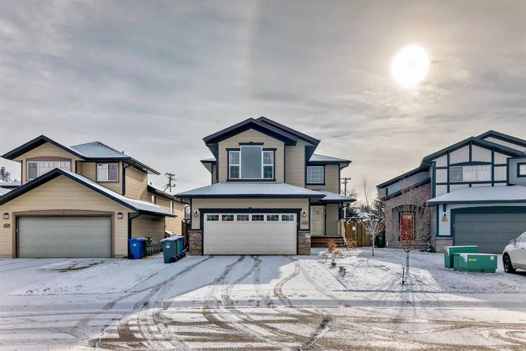 5252 48 Street Close
