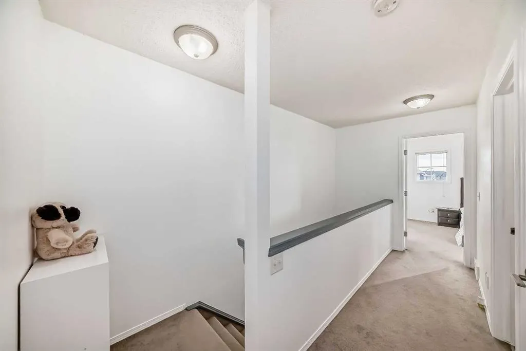 56 Saddletree Court NE