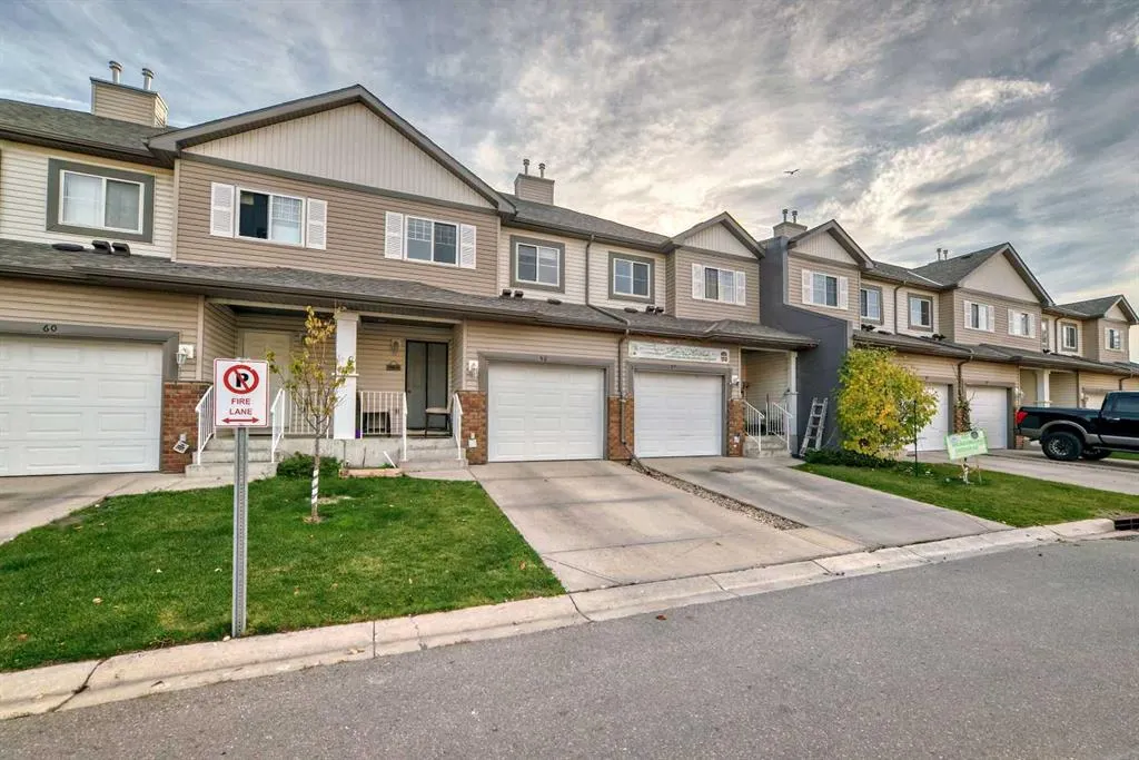 56 Saddletree Court NE