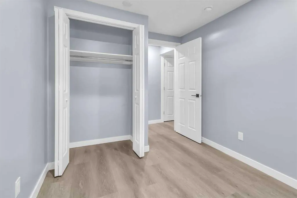111 Pinemill Mews NE