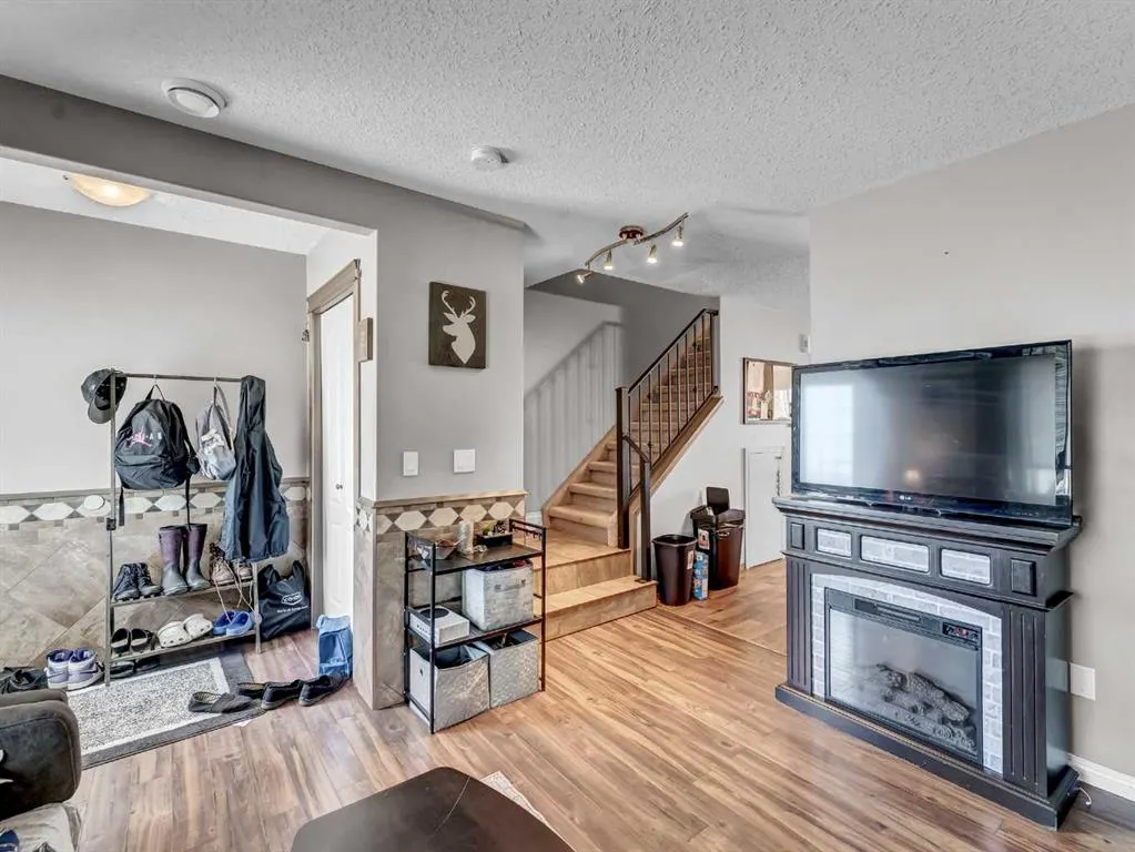 264 Northlands Pointe NE