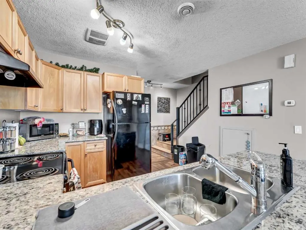 264 Northlands Pointe NE