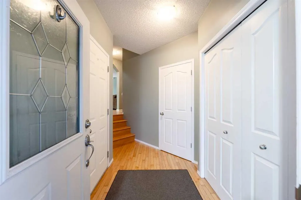 132 Cougar Ridge Drive SW