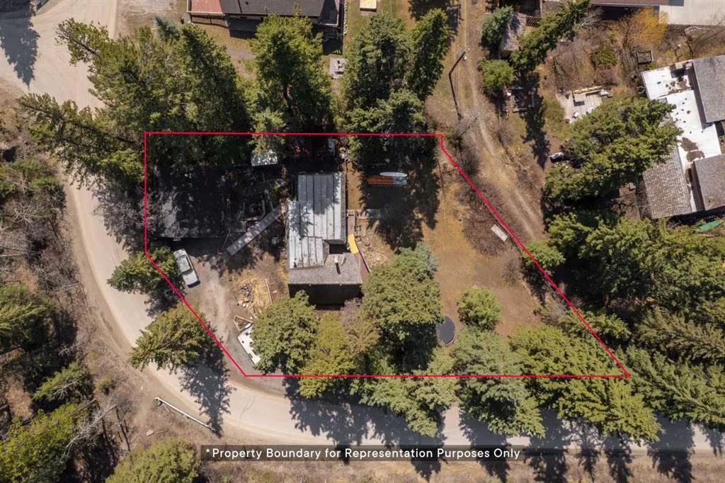 77 Grotto Road