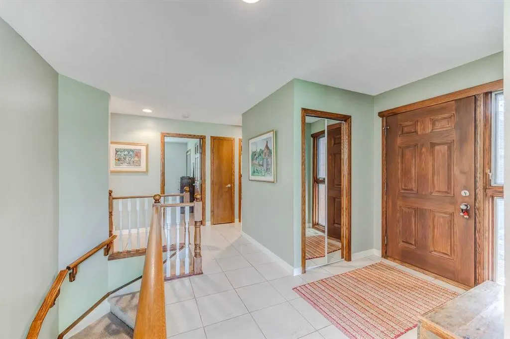 178125 240 Street W
