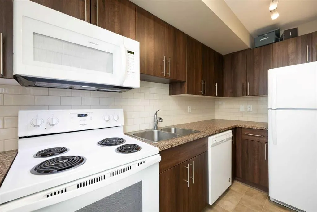 201 Abasand Drive, #422