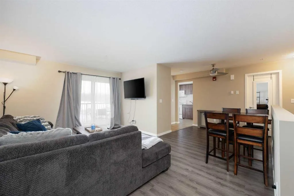 201 Abasand Drive, #422