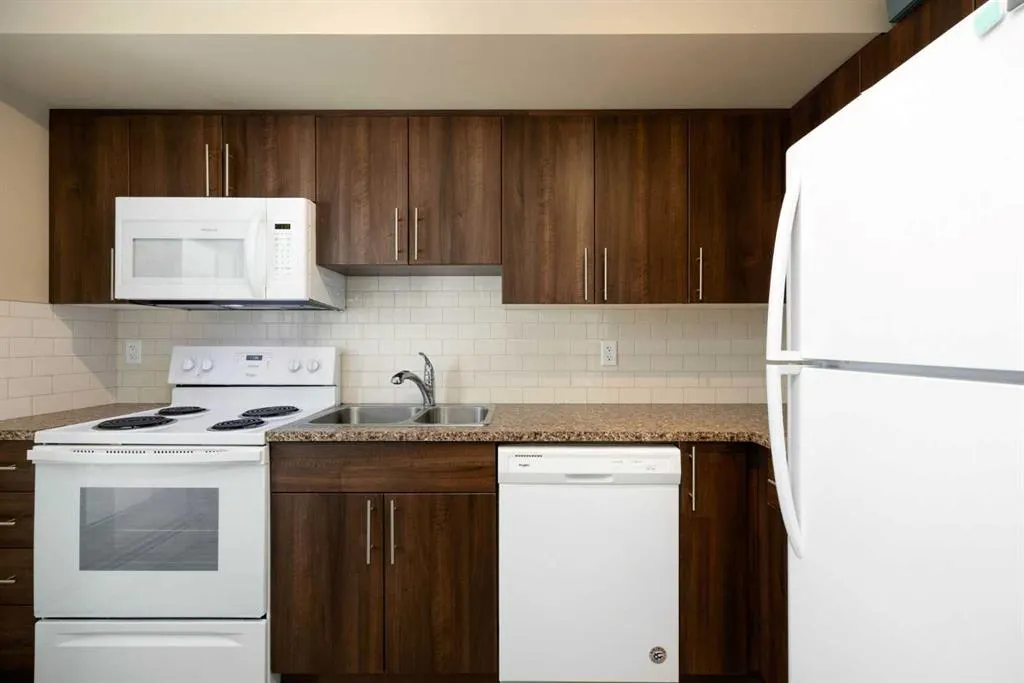 201 Abasand Drive, #422