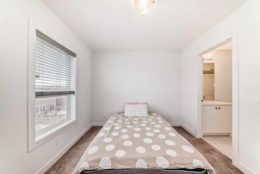 15 Evanscrest Park NW, #508