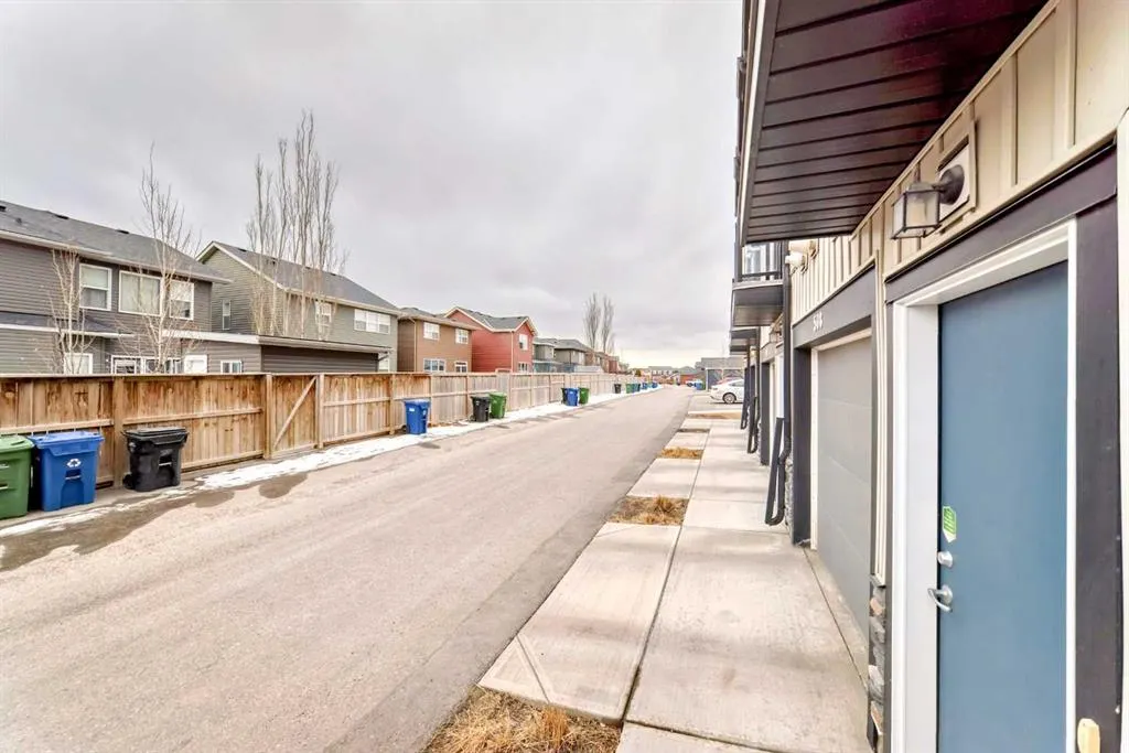 15 Evanscrest Park NW, #508