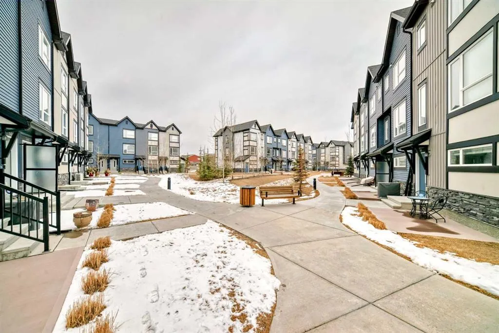15 Evanscrest Park NW, #508