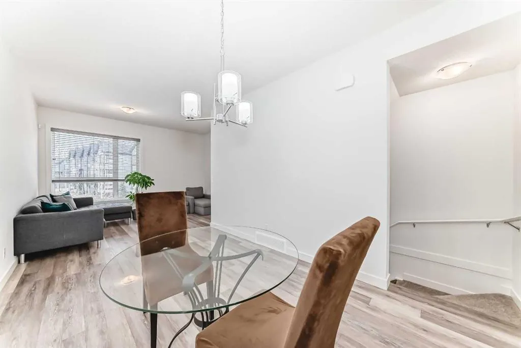 15 Evanscrest Park NW, #508
