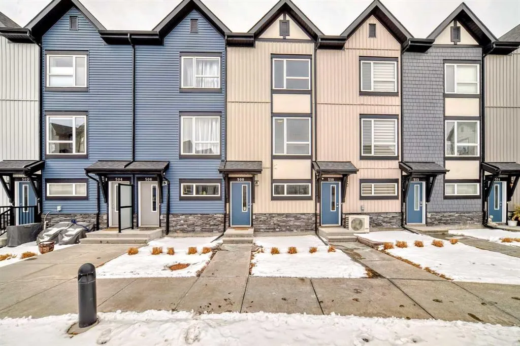 15 Evanscrest Park NW, #508