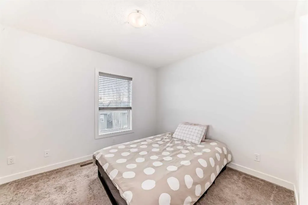 15 Evanscrest Park NW, #508