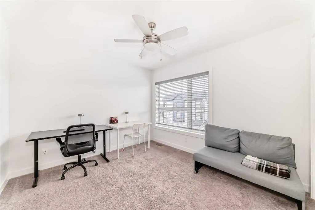 15 Evanscrest Park NW, #508