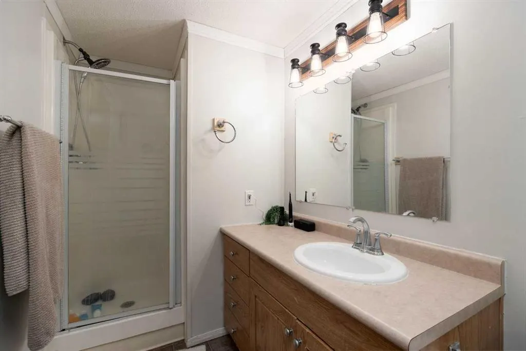 401 Mckinlay Crescent