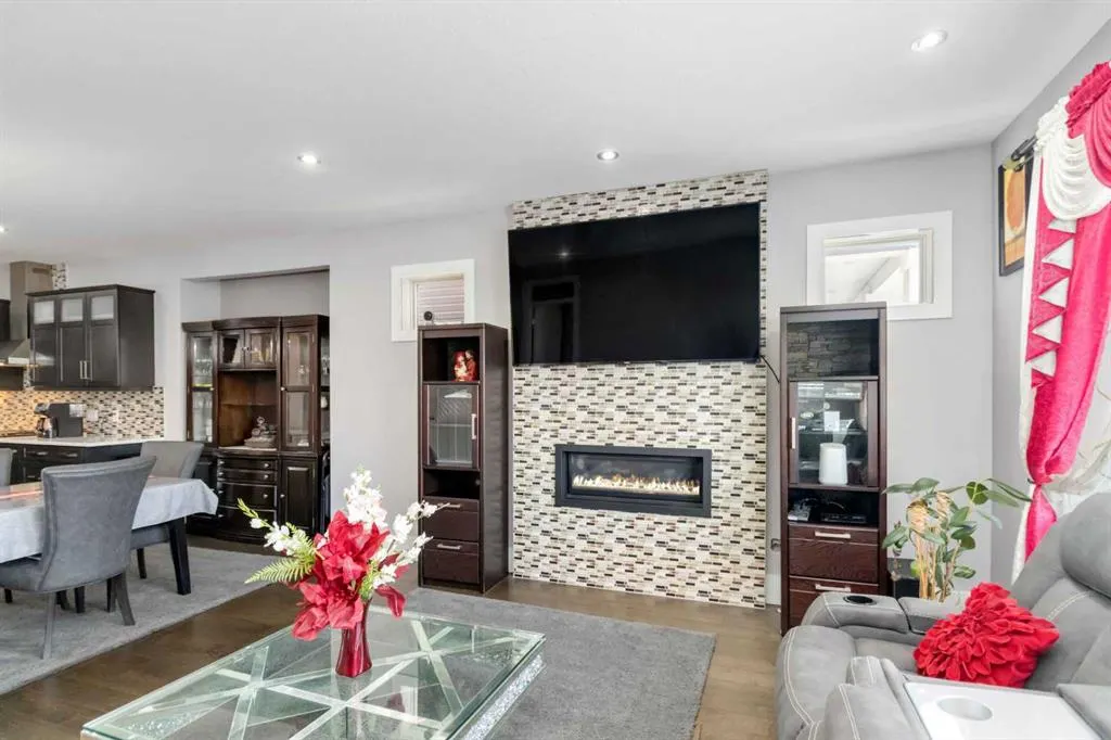 173 Ward Crescent