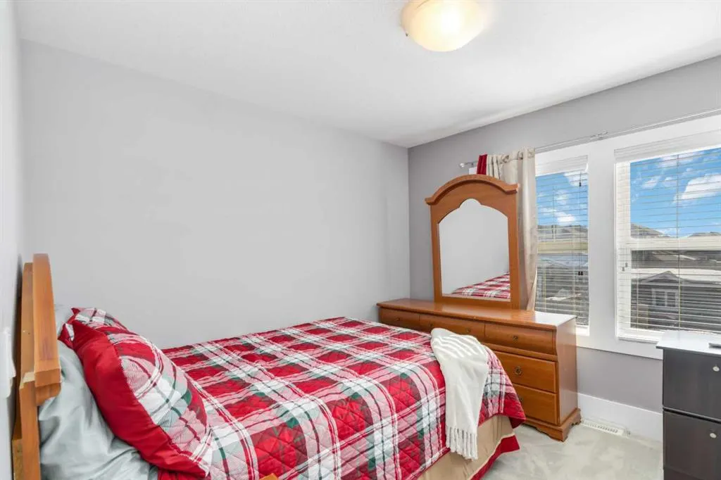 173 Ward Crescent