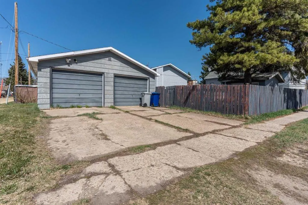 14 1st Avenue S