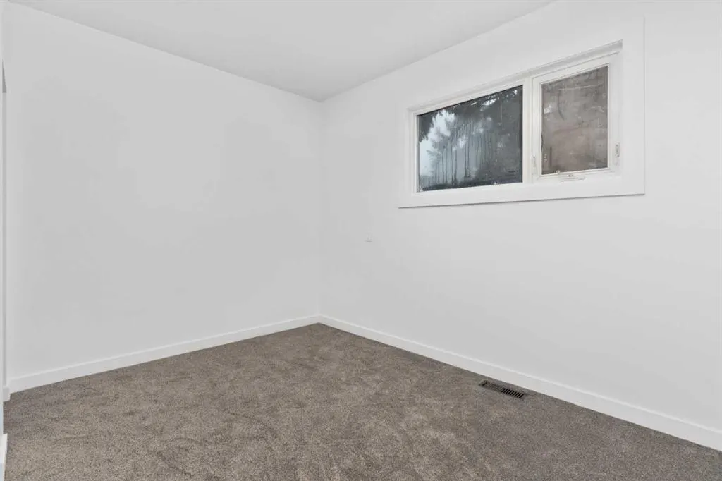 14 1st Avenue S