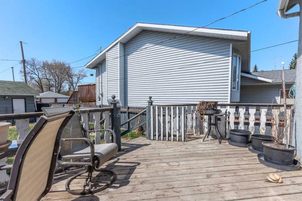 14 1st Avenue S