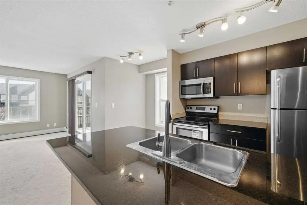 81 LEGACY Boulevard SE, #1240