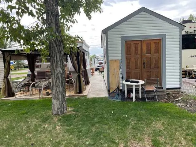 370165 79 Street E, #222