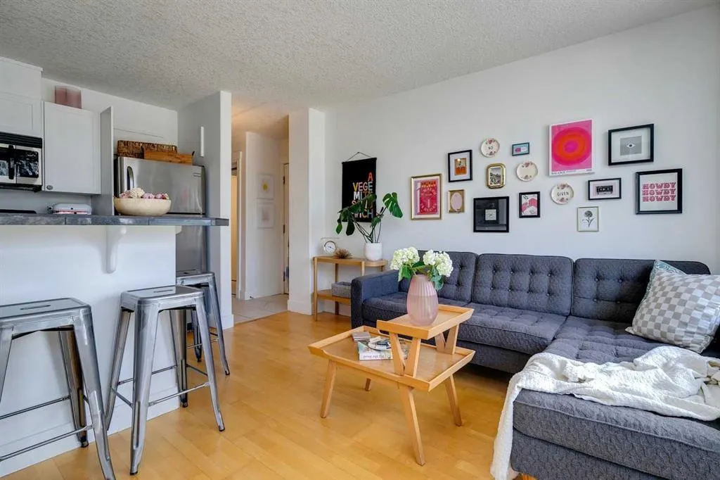 1727 13 Street SW, #202