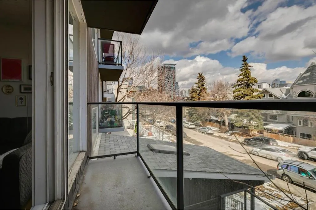 1727 13 Street SW, #202