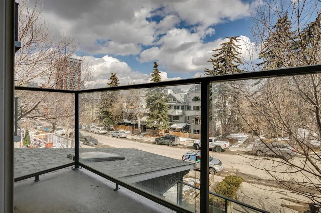 1727 13 Street SW, #202