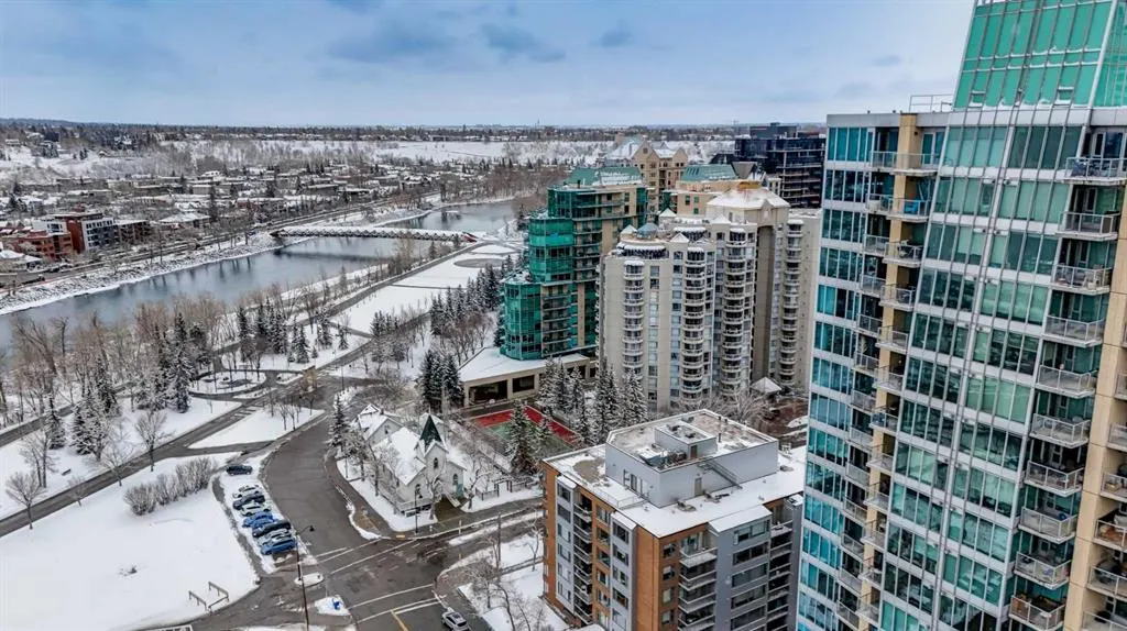 888 4 Avenue SW, #1807