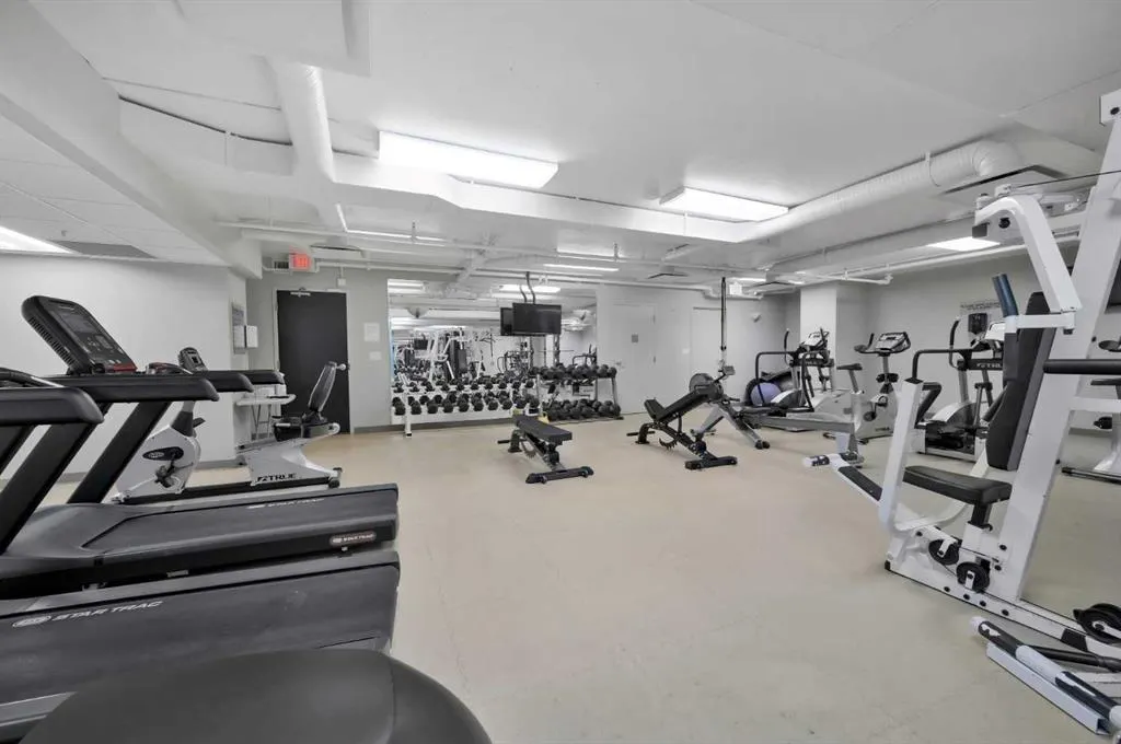 888 4 Avenue SW, #1807