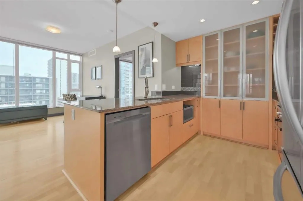 888 4 Avenue SW, #1807