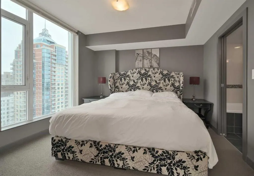 888 4 Avenue SW, #1807