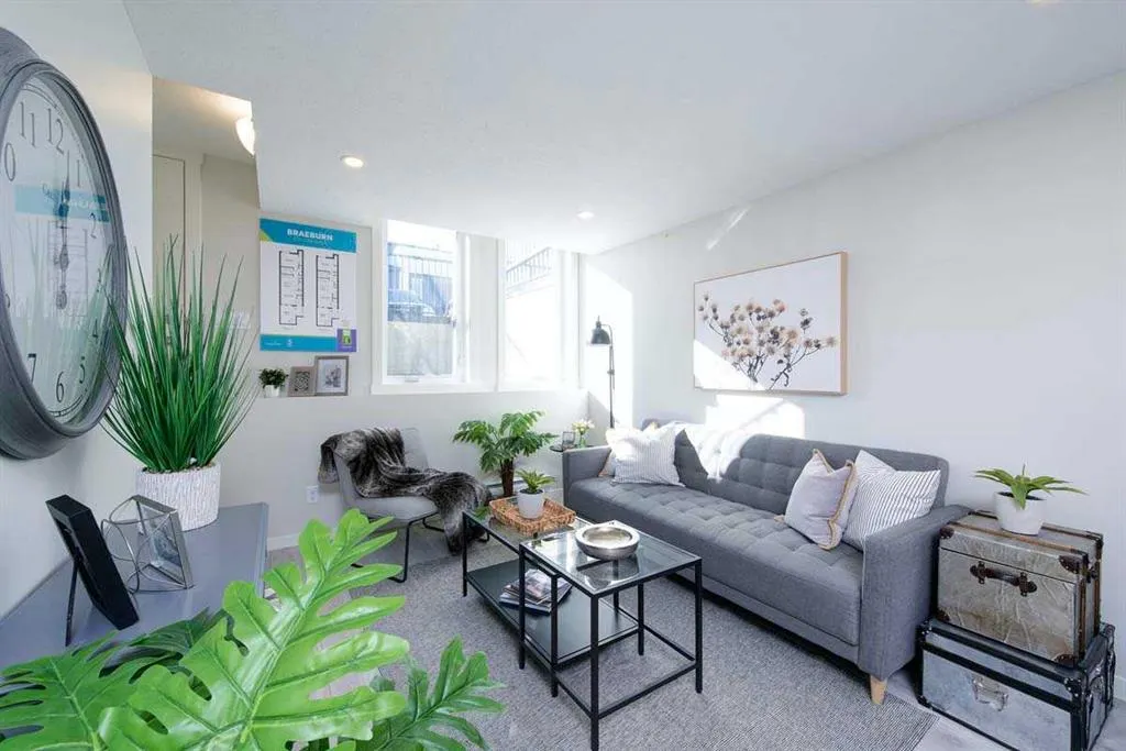 135 Mahogany Parade SE, #1104