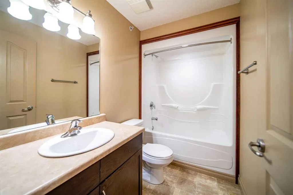 2609 11 Avenue, #210