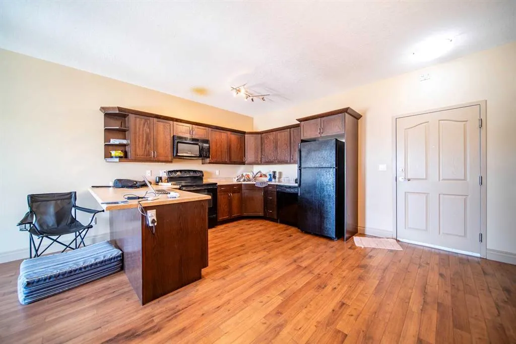 2609 11 Avenue, #210