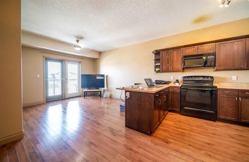 2609 11 Avenue, #210