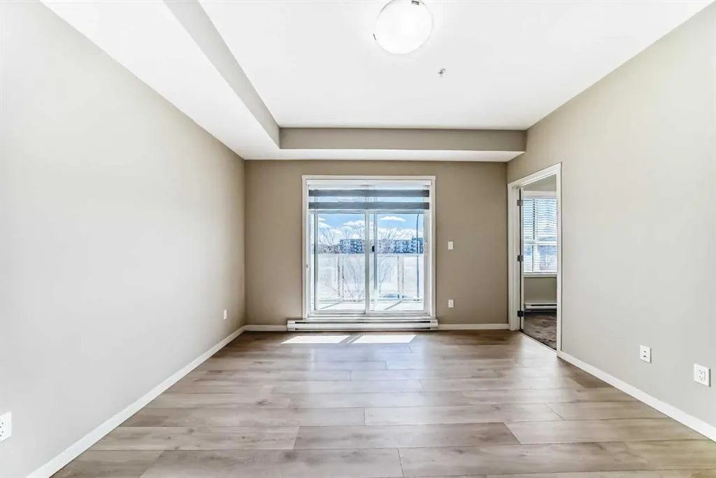 20 Seton Park SE, #201