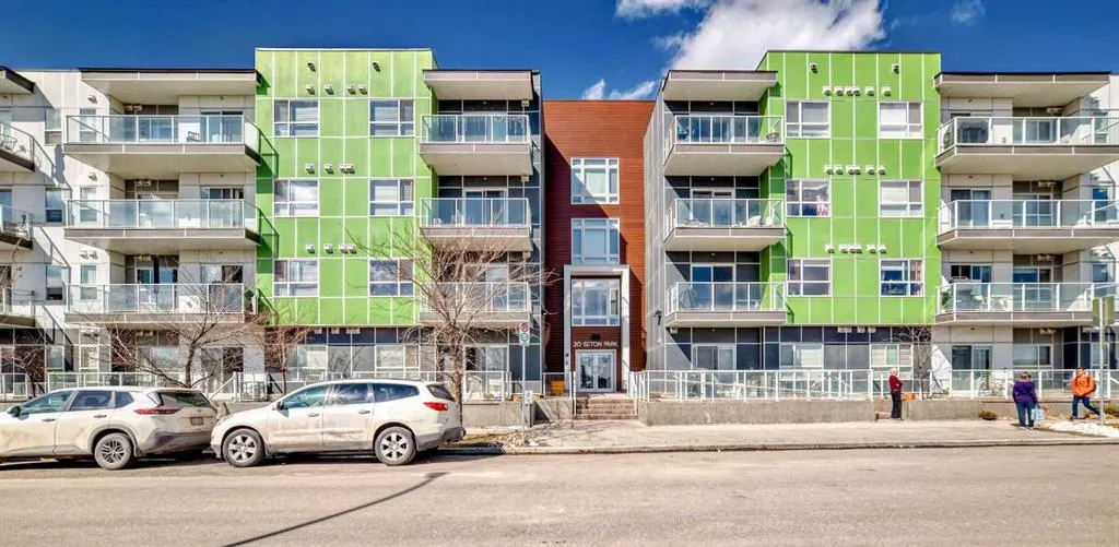 20 Seton Park SE, #201