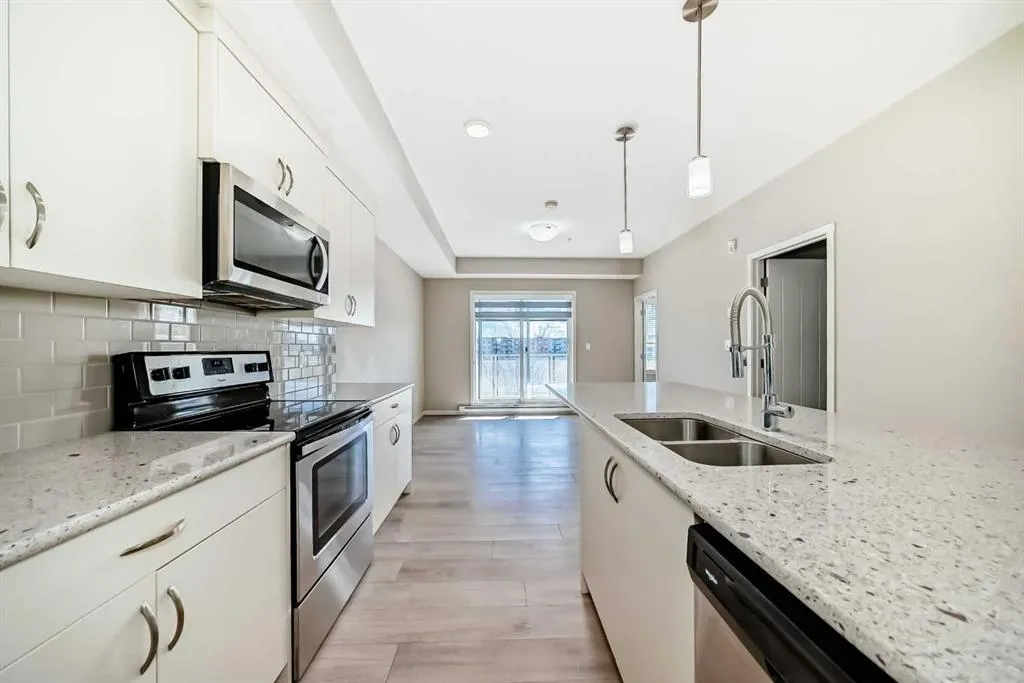 20 Seton Park SE, #201